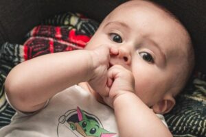 baby teething signs and remedies